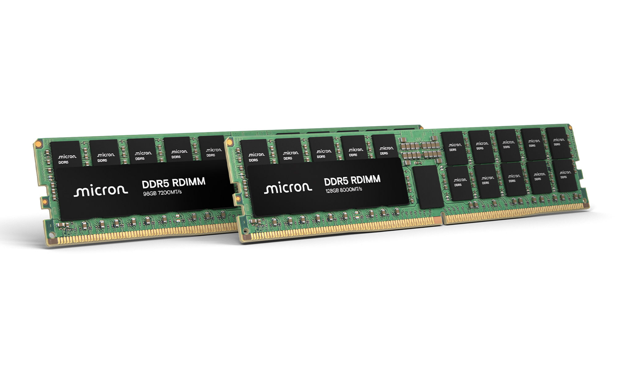 并排放置的美光 DDR5 RDIMM 96GB 和 128GB 模块