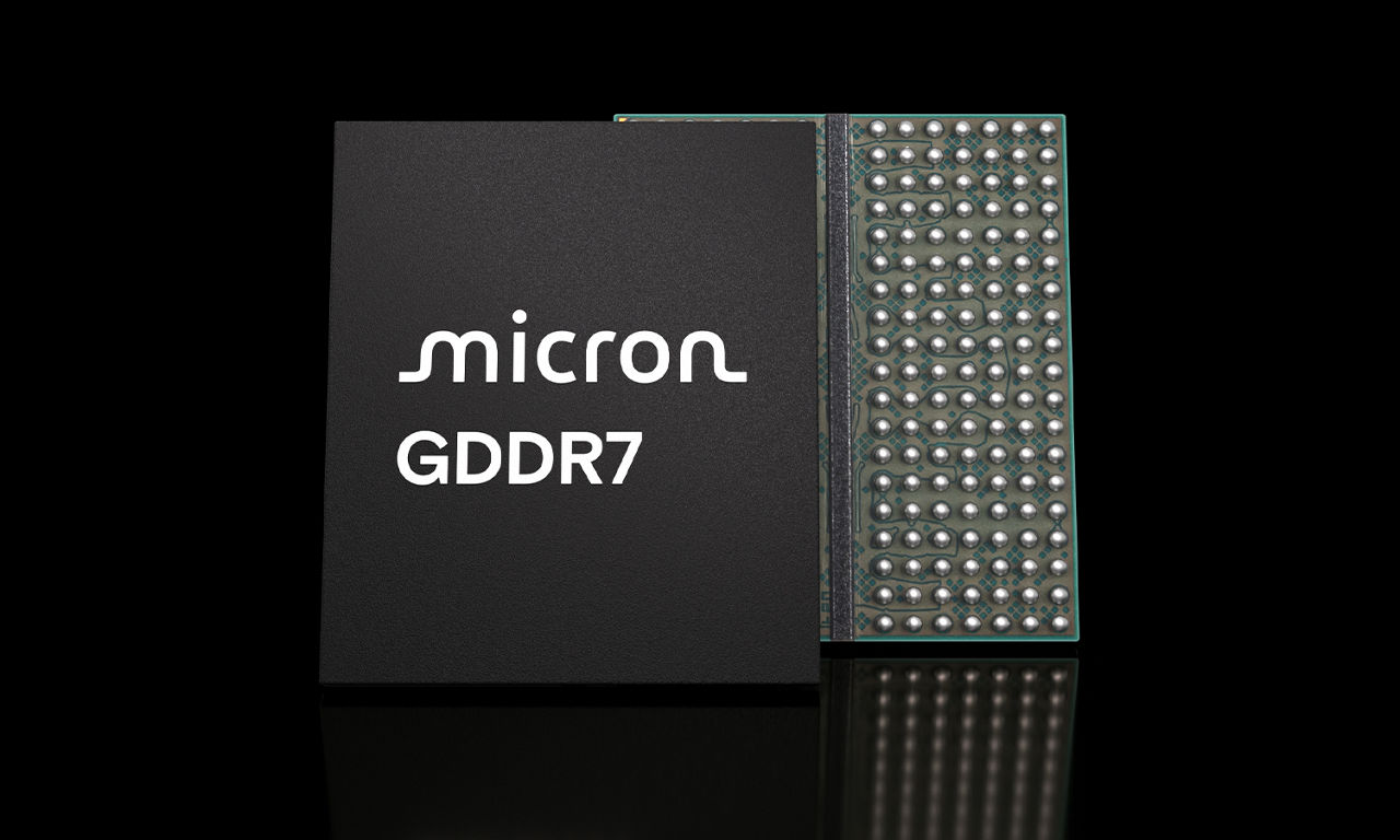 GDDR7 chips. Front and back.